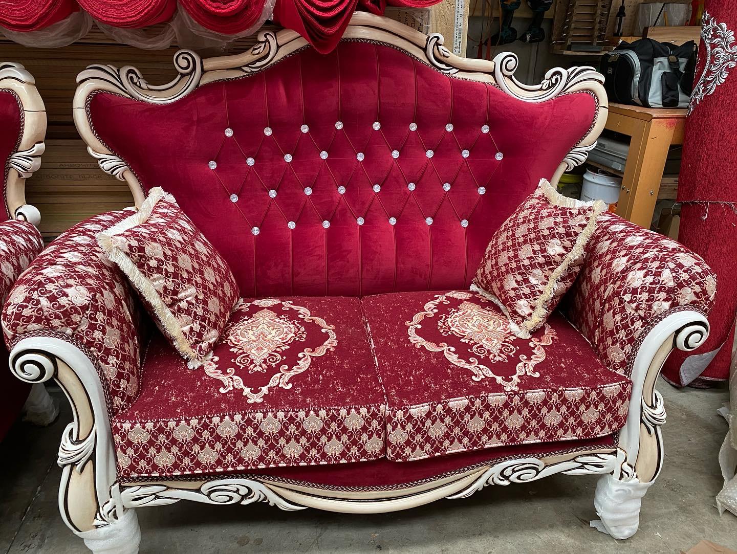 Medna 7-Seater Sofa Set With Matching Coffee Tables